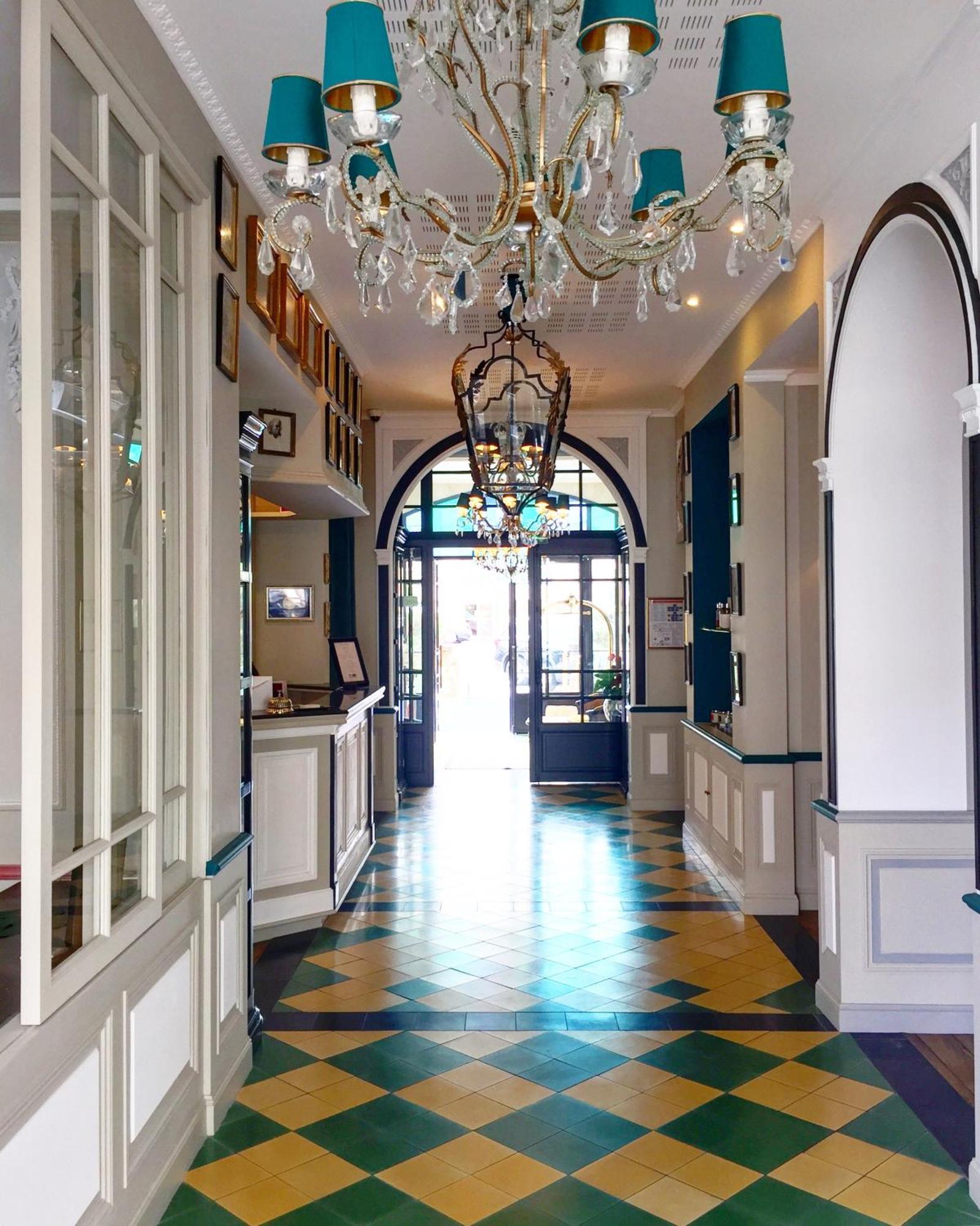 Hotel Villa-Lamartine Arcachon Bagian luar foto